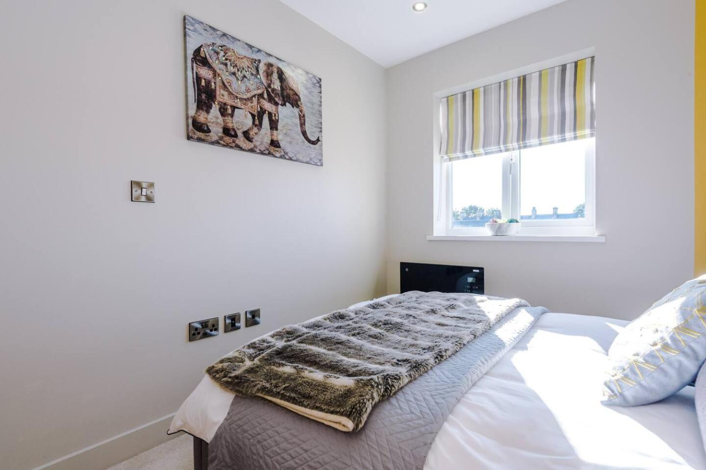 Stunning 2Bedroom 2Bathroom Apt With Parking Space Sheffield Eksteriør billede